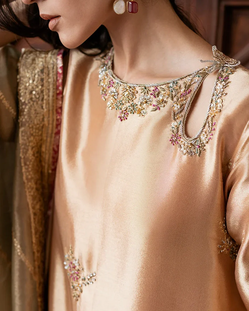 Parisa - Image 5